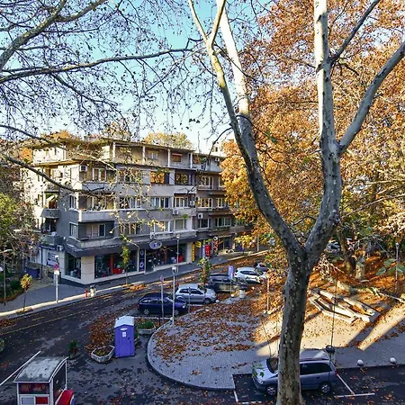 Top Center Free Parking 2bedrooms Flat 瓦爾納