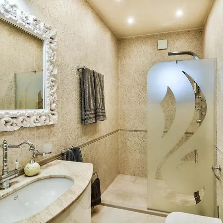 公寓 Top Center Free Parking 2bedrooms Flat 瓦爾納