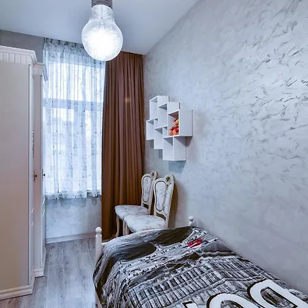 公寓 Top Center Free Parking 2bedrooms Flat 瓦爾納